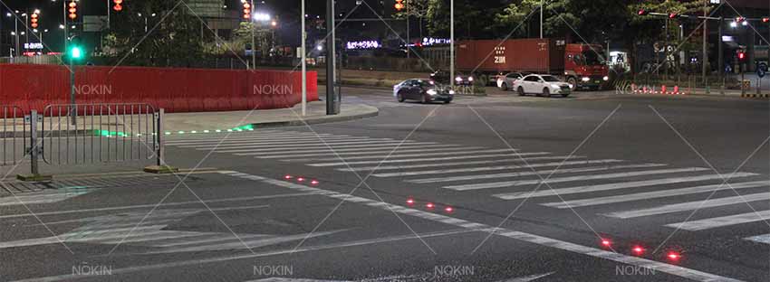 Smart Solar Road Stud Lights Improve Road Safety