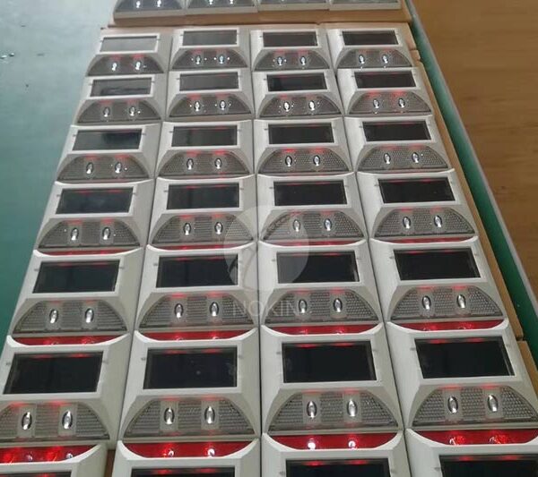 What Is Solar Road Stud Lighting Control System