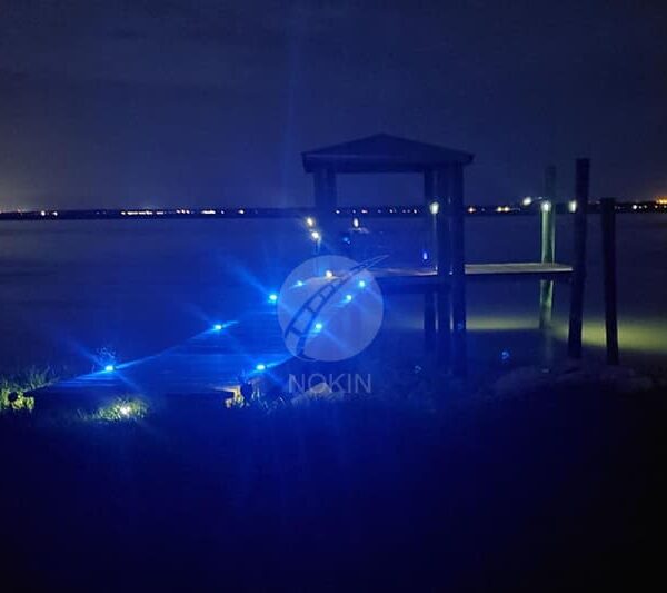 Energy-saving LED Raised Blue Solar Road Stud