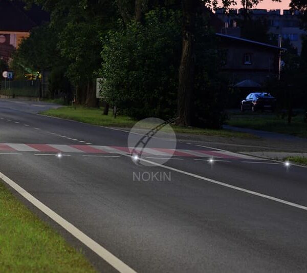 Flashing Solar Road Stud Can Warn Drivers