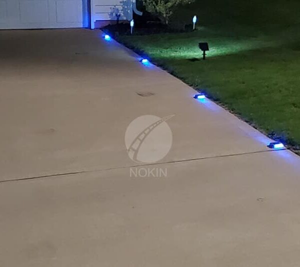 Let’s Look Solar Road Studs at Night