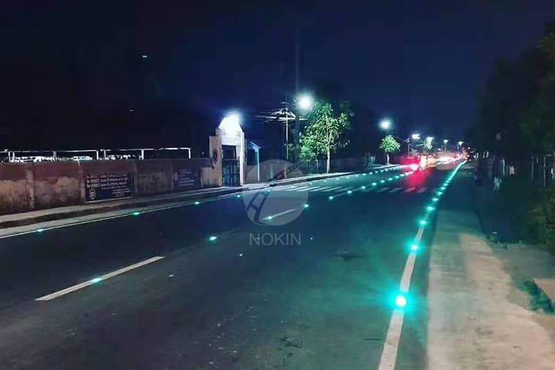 solar powered road reflectors